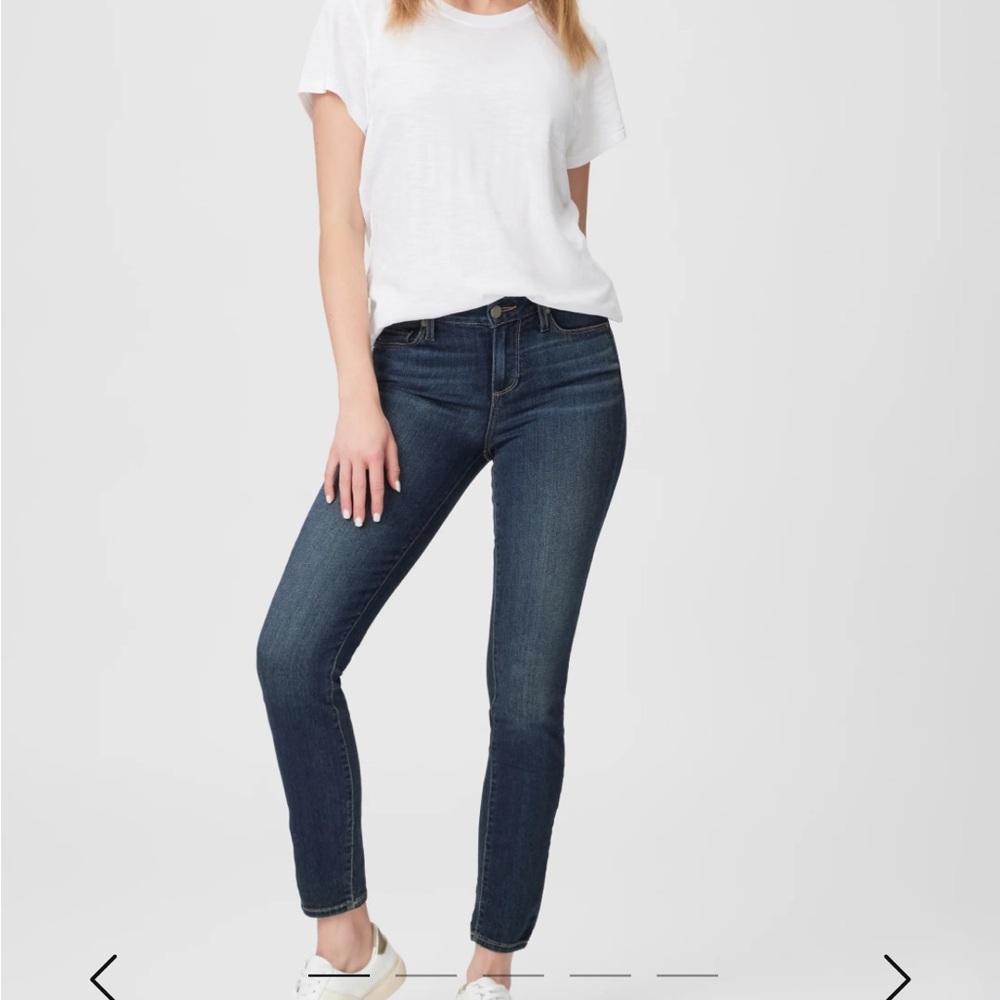 Paige Jeans. Verdugo, midrise. ankle cut. Size 30, medium/dark blue. EUC